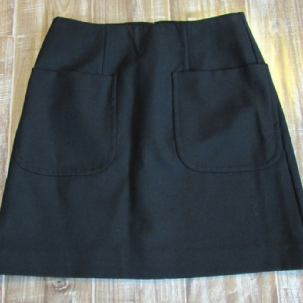 Loft mini skirt